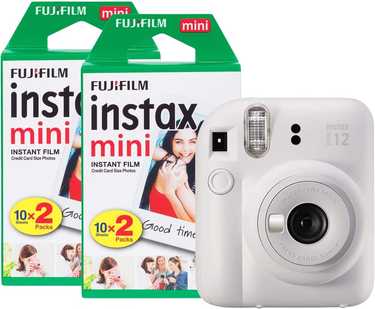 Test Fujifilm Instax Mini 12 : appareil photo instantané blanc argile