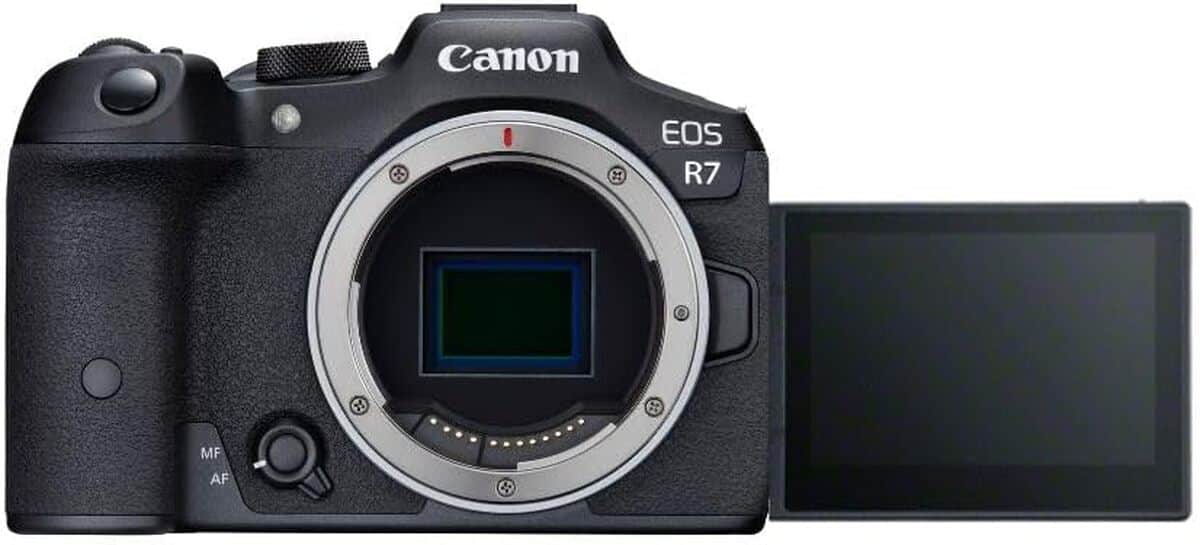 Test Canon EOS R7 : appareil hybride performant et connecté