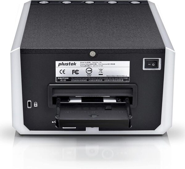 Plustek OpticFilm 135 i