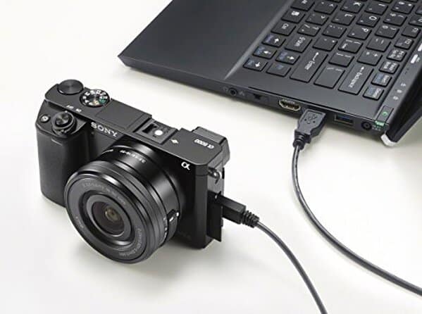 Explorez notre analyse détaillée du Sony ILCE6000 : un appareil photo hybride qui conjugue performance et innovation pour satisfaire les passionnés de photographie