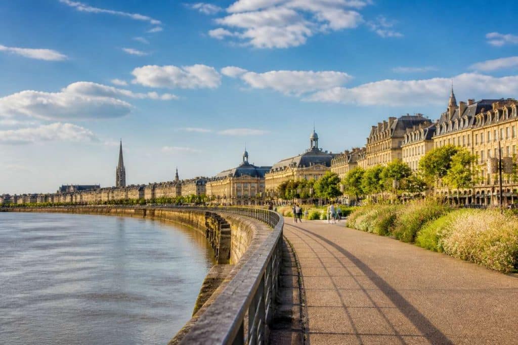 Découvrez les quais de Bordeaux !