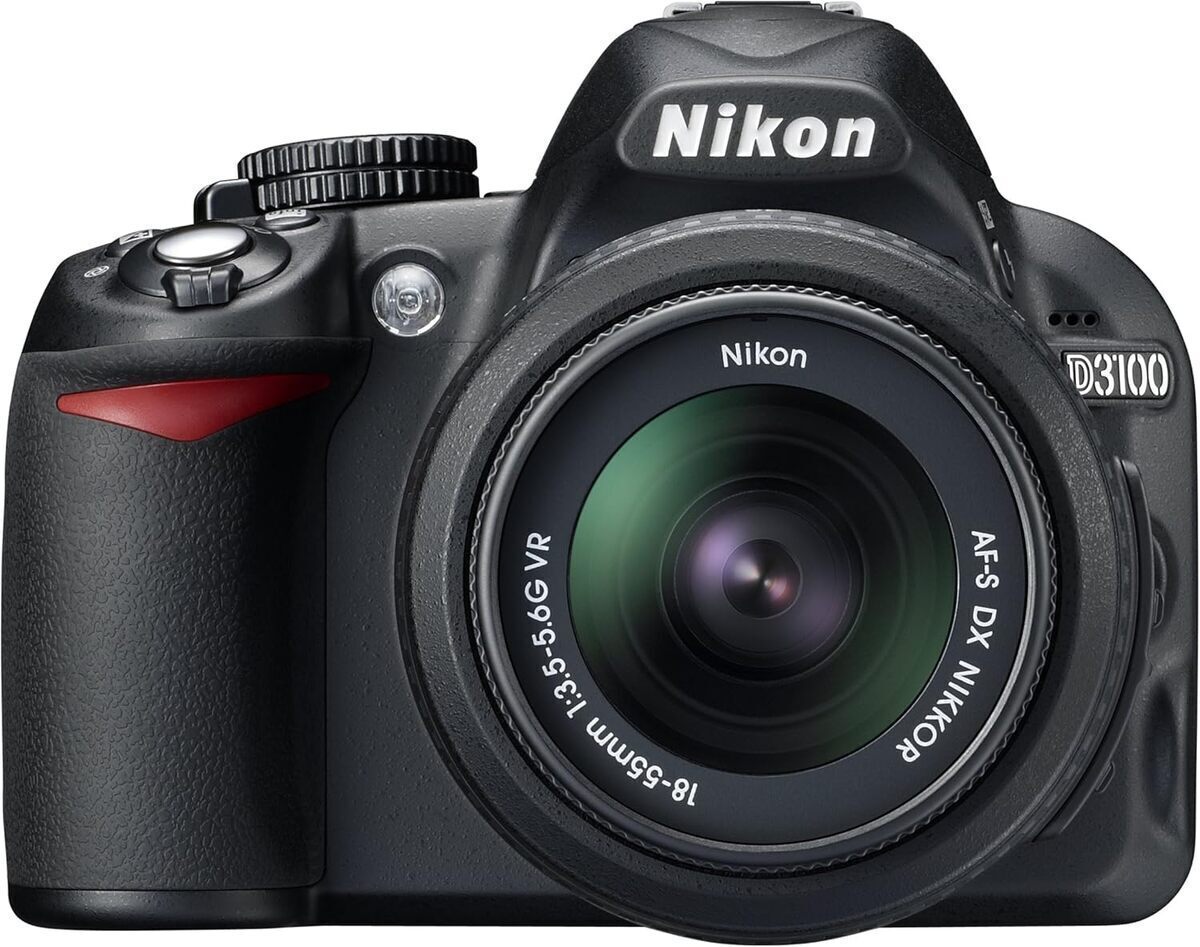 Test du Nikon D3100 : performance reflex avec kit VR 18-105 mm