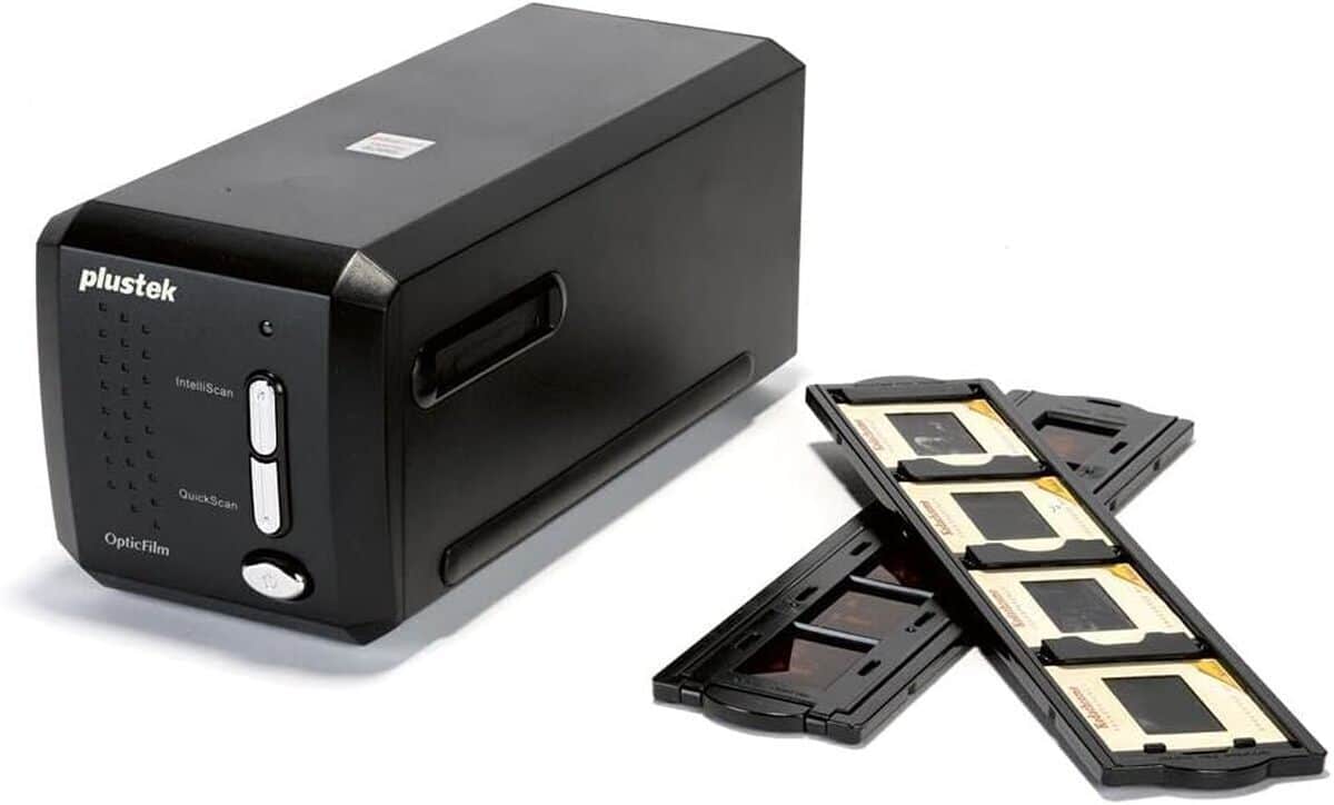 Test du Plustek OpticFilm 8200i AI : scanner de films et diapositives 35mm